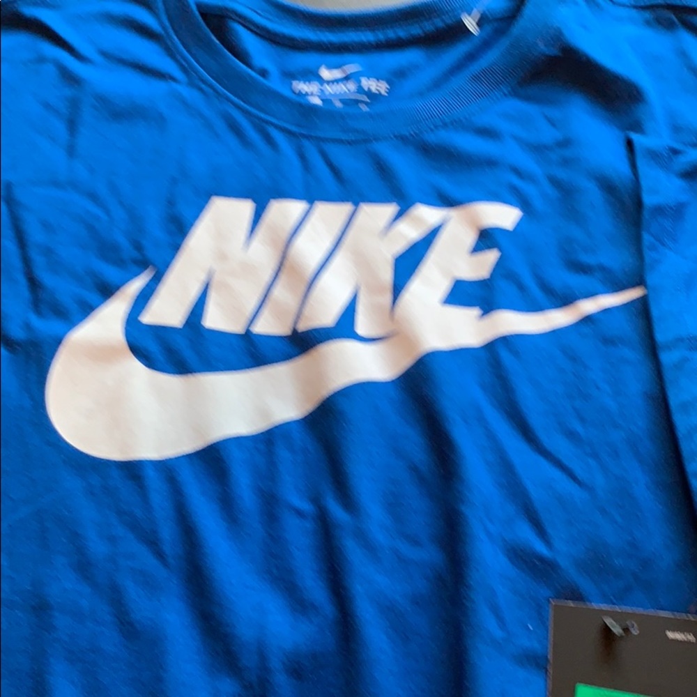 Nike blue logo tee shirt shirt xl NWT cotton